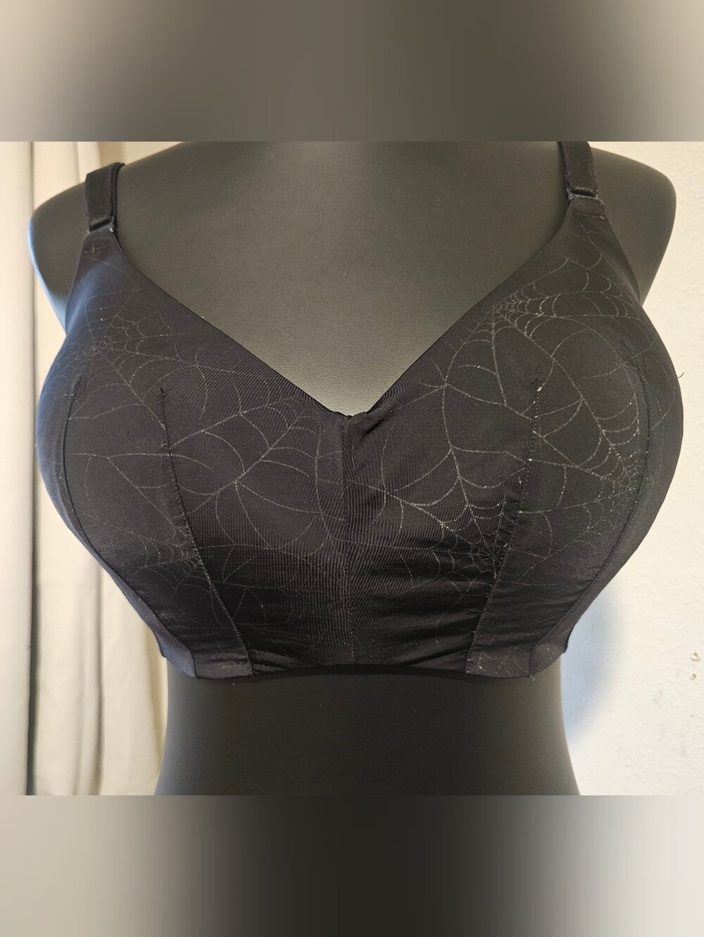 Torrid Halloween Spiderweb Print Lightly Lined Smooth Wire-Free Bra - Size 38DD